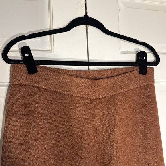 NWT Beautiful Joseph Ribkoff Brown and Black Sweater Set Retail Over $400/set!!! - Picture 8 of 12